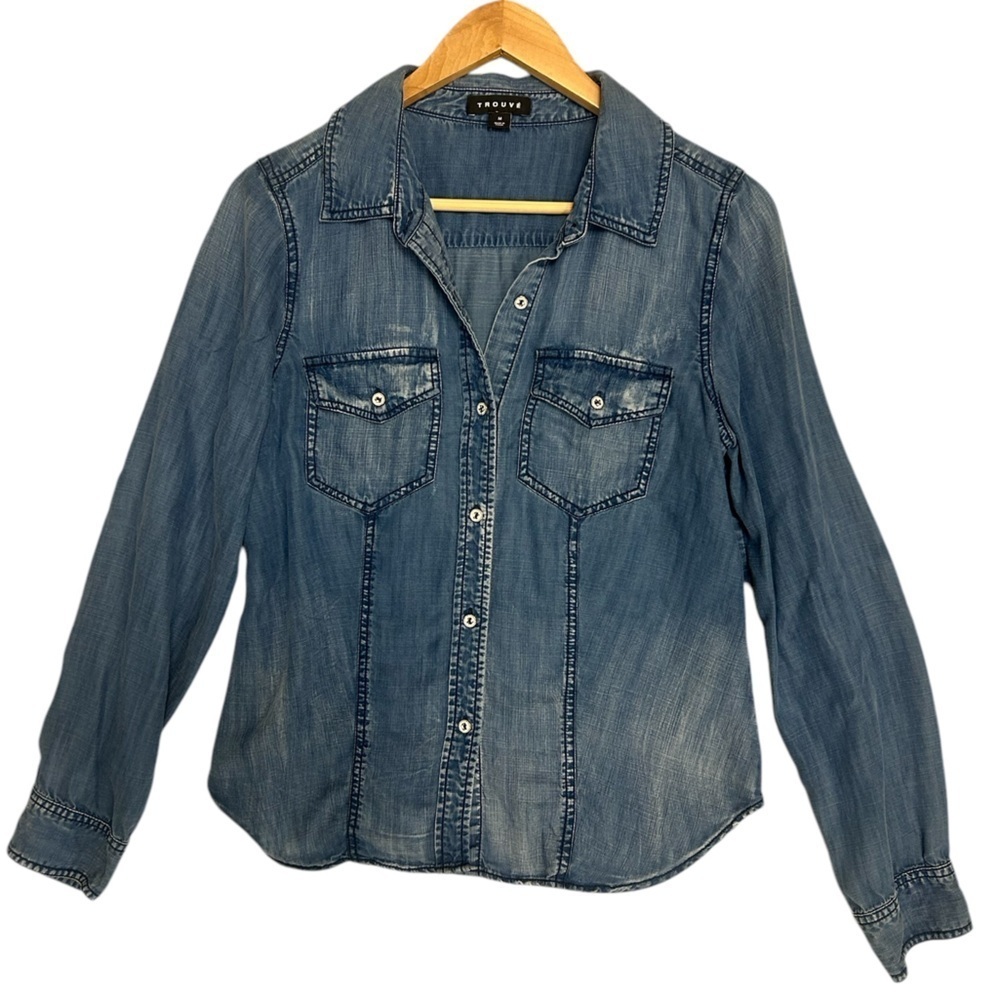 Trouve M Lyocell denim blouse in excellent condition